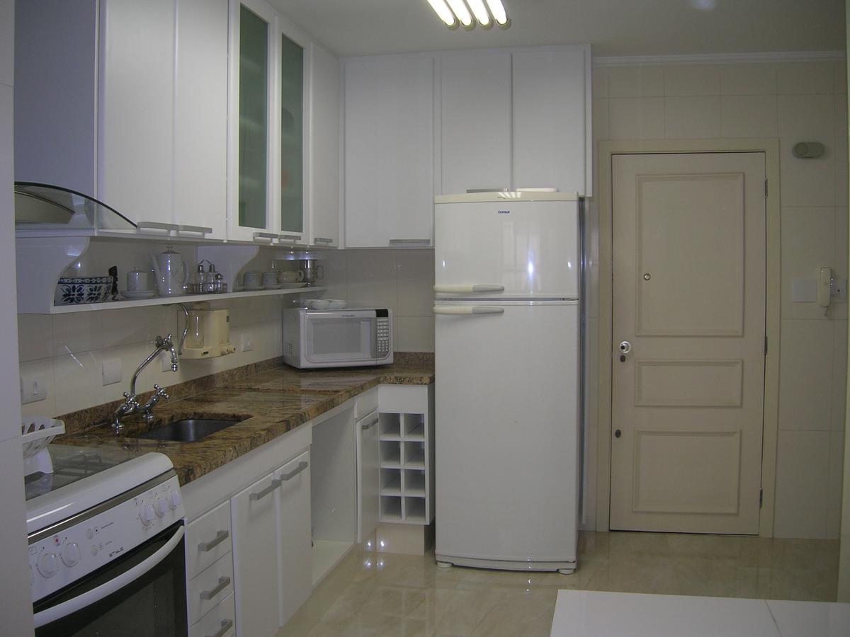 Apartamento Enseada グァルジャー エクステリア 写真